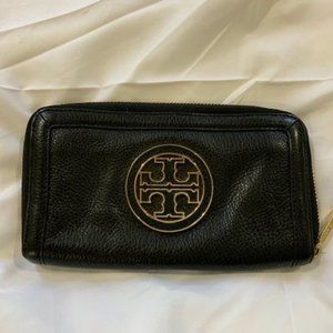 TORY BURCH LEATHER WALLET